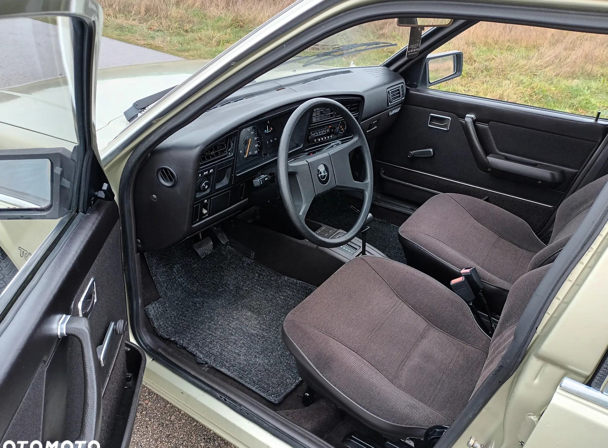 Opel Ascona cena 13900 przebieg: 141700, rok produkcji 1984 z Końskie małe 631